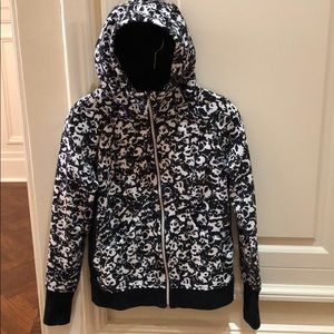 Fabulous Lululemon zipper hoodie